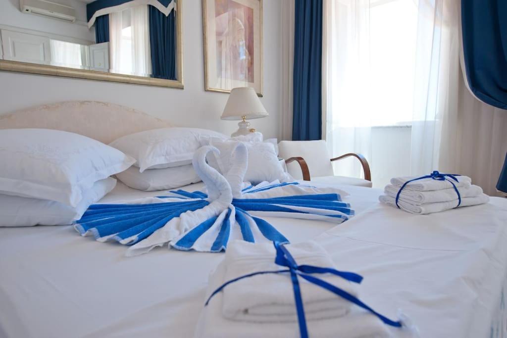 Blue Studio Apartment Next To The Beach Dubrovnik Bagian luar foto