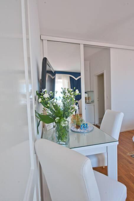 Blue Studio Apartment Next To The Beach Dubrovnik Bagian luar foto
