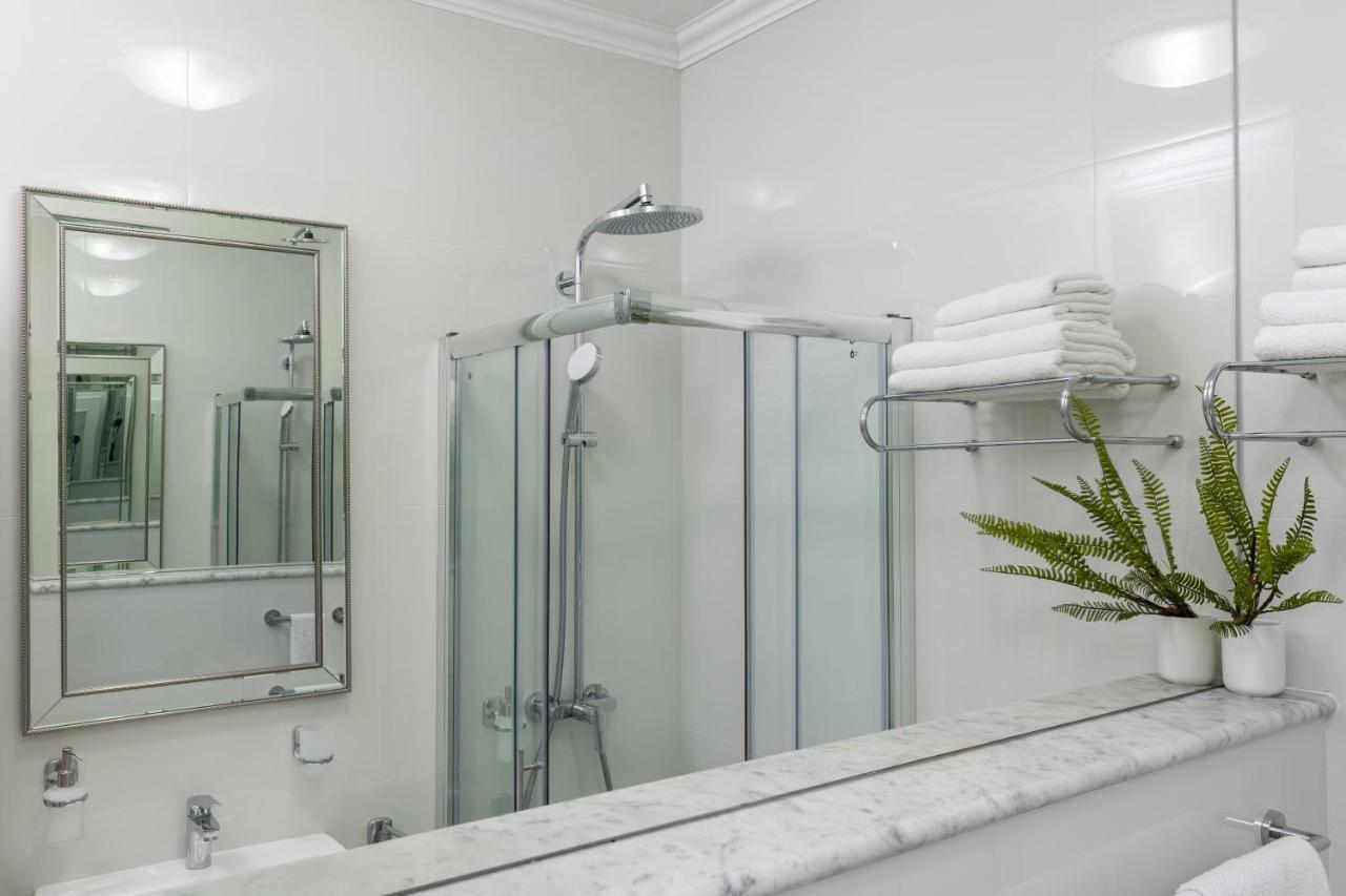 Blue Studio Apartment Next To The Beach Dubrovnik Bagian luar foto